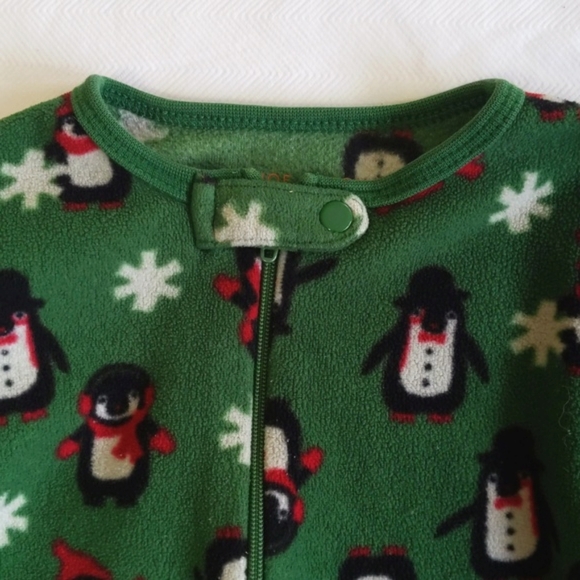 joe fresh winter penguin fleece zipper footie sleeper pajamas 12-18 months baby - Picture 3 of 6